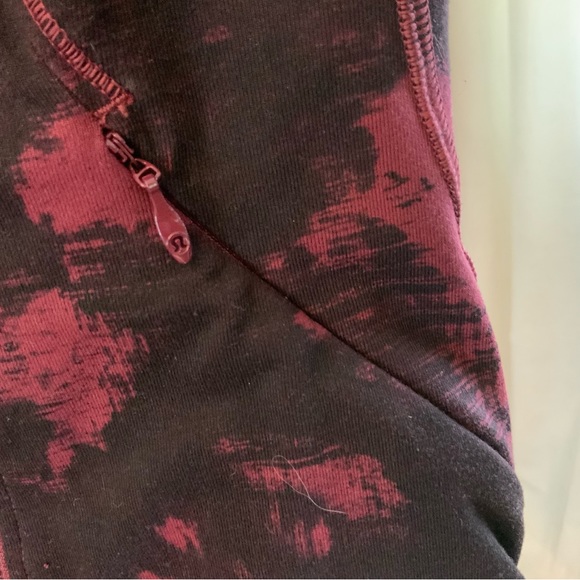 Lululemon jacket size 4 pit to pit 15 - Picture 5 of 8